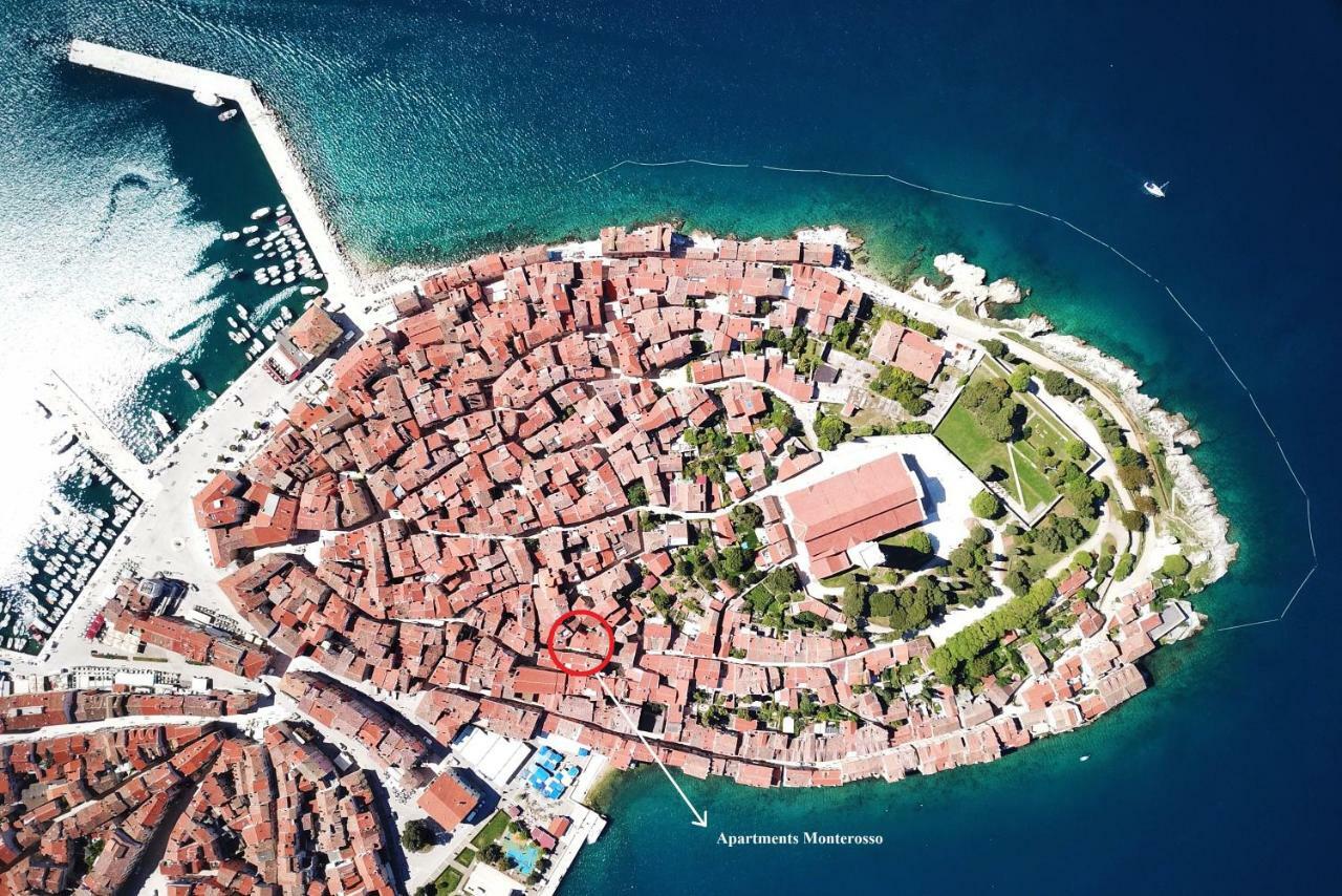 ロヴィニMonterosso Old Townアパートメント エクステリア 写真